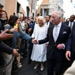 Rei Charles 3º faz visita ao papa Francisco no Vaticano - 09/04/2025 - Mundo